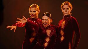 Sonya Kraus (v.l.), Bianca Heinicke und Esther Schweins bildeten in der Auftaktshow ein Team. Am ...