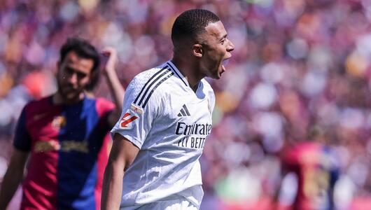 Kylian Mbappé legt für Real in Barcelona einen Blitzstart hin.