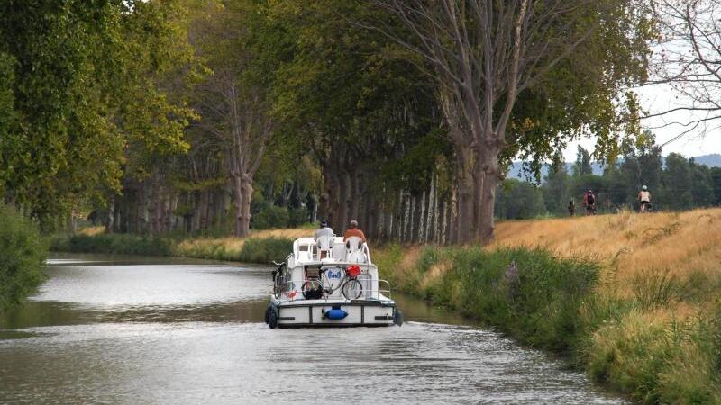 Gemächliche Bootstour