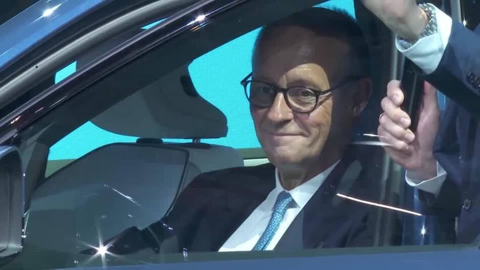 Merz eröffnet Automesse IAA Mobility