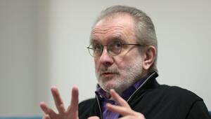 Fritz Hausjell sieht viele Baustellen am heimischen Medienmarkt