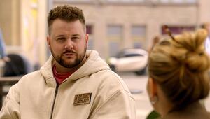 "GZSZ": Jonas (l.) gesteht vor Johanna seine Eifersucht.