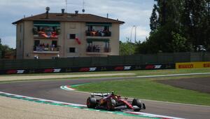 Ferrari-Pilot Lewis Hamilton beim GP der Emilia-Romagna