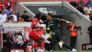 Justin Njinmah von Werder Bremen