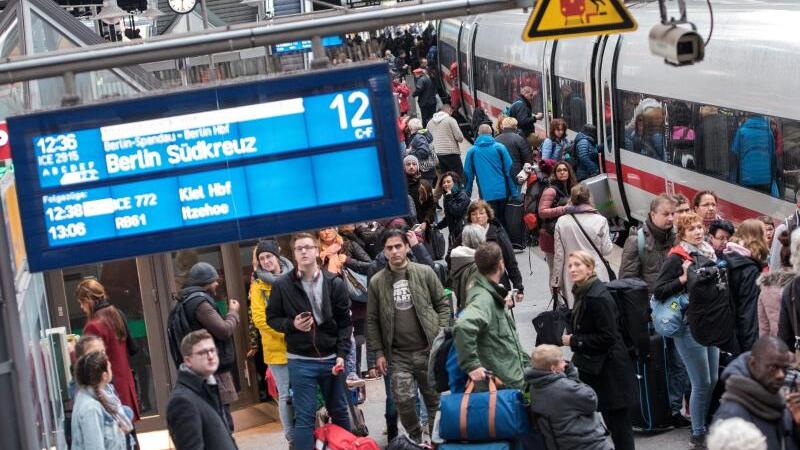 Anzeigetafel der Deutschen Bahn