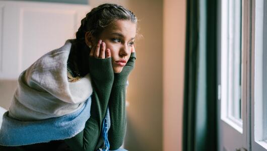 Frau traurig Zuhause