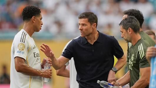 Jude Bellingham und Xabi Alonso