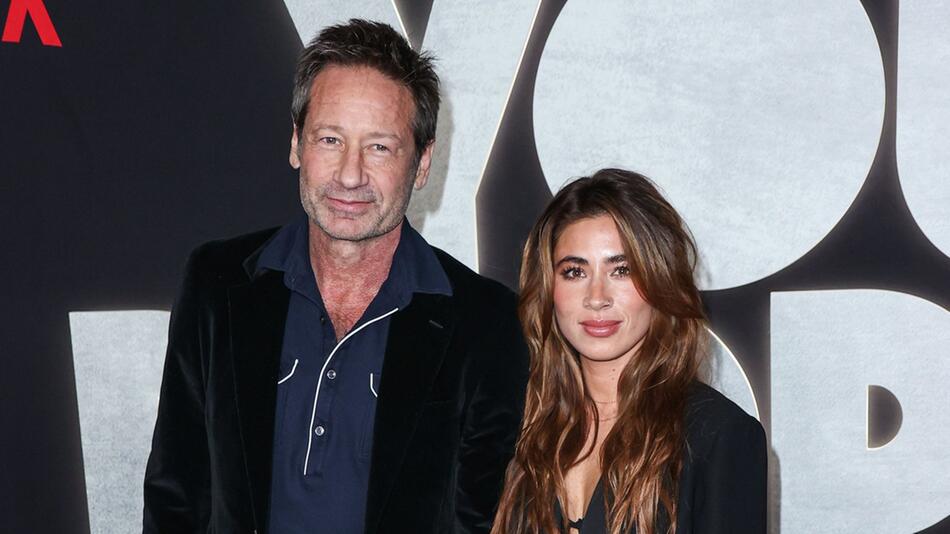 David Duchovny und seine Partnerin Monique Pendleberry bei einer Filmpremiere in Los Angeles.
