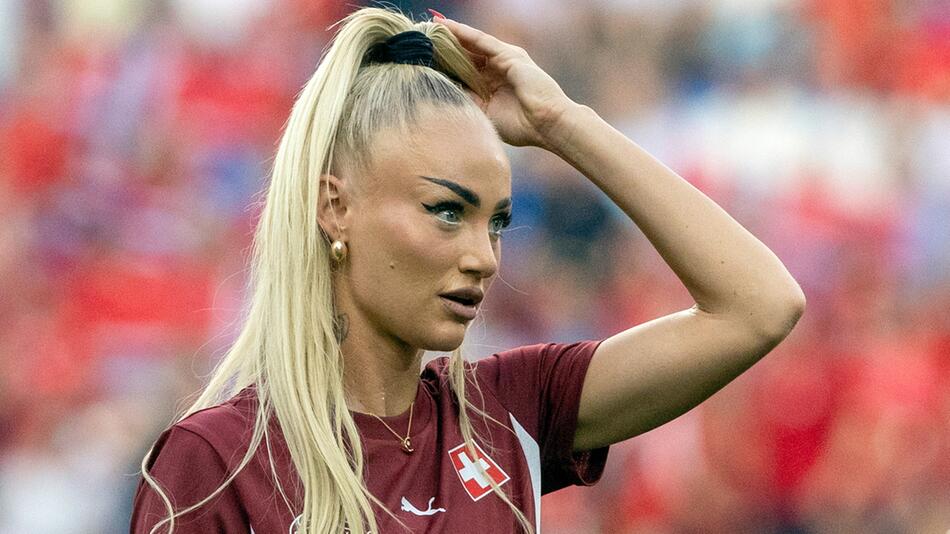 Alisha Lehmann: Vom EM-Rasen zur Instagram-Ikone