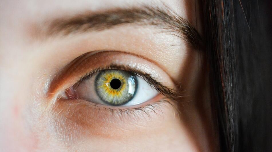 Sonnenbrand im Auge