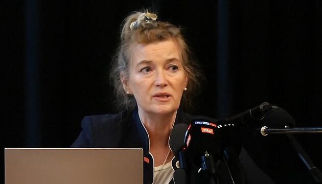 Dr. Tönnies