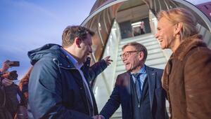 Außenminister Wadephul fliegt in die USA - Zwischenstopp Island