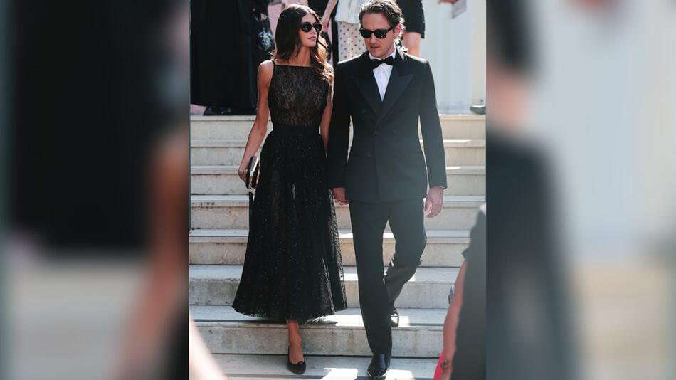 Kaia Gerber und Lewis Pullman in Venedig.