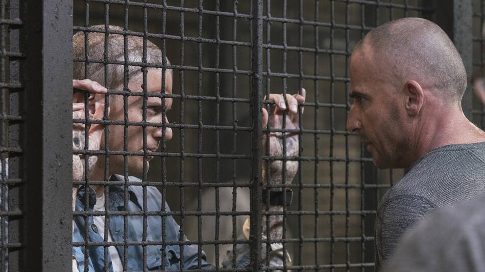 Wentworth Miller (l.) und Dominic Purcell 2017 in der fünften Staffel von "Prison Break".