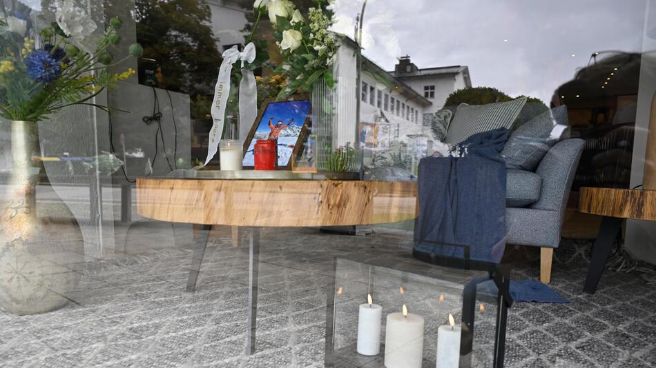 Gedenkort für Laura Dahlmeier im Geschäft ihrer Eltern
