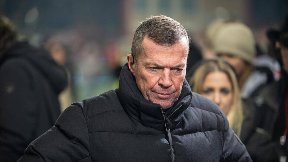 Lothar Matthäus kritisiert den Umgang des FC Bayern mit Mathys Tel.