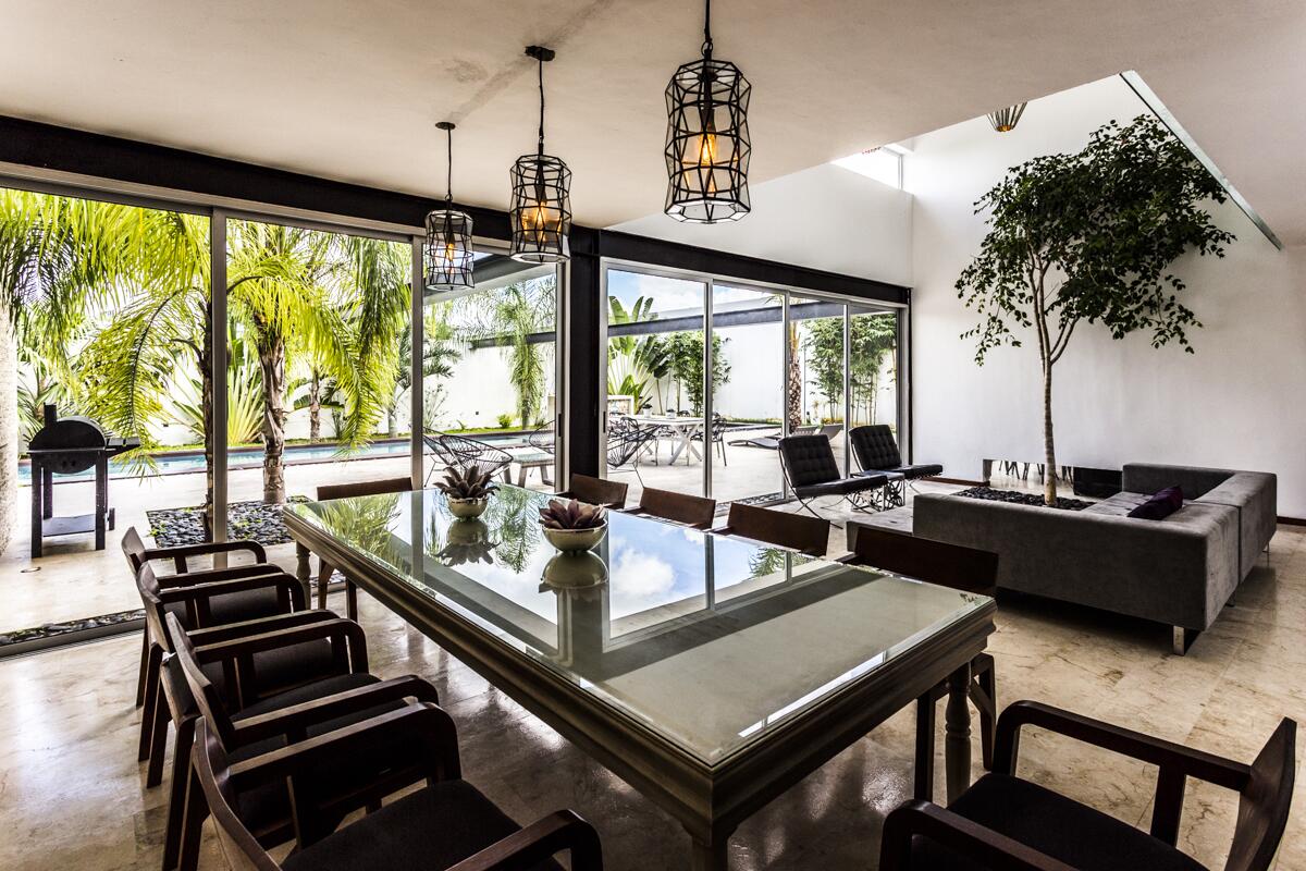 Luxushaus mit allem drum und dran Einrichtung modern und altch