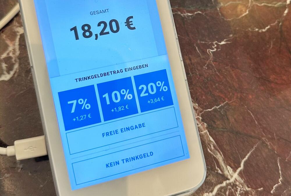 Trinkgeldoptionen auf dem Display eines Kartenlesegeräts
