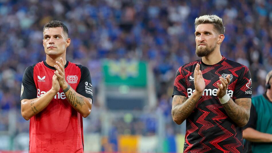 Robert Andrich (r.) fand nach dem knappen Sieg im Pokal gegen Jena deutliche Worte