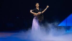 Diego Pooth wurde gemeinsam mit Ekaterina Leonova nach dem "Dancing Star 2026" auch "Christmas ...