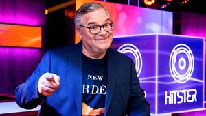 Elton moderiert "Hitster".