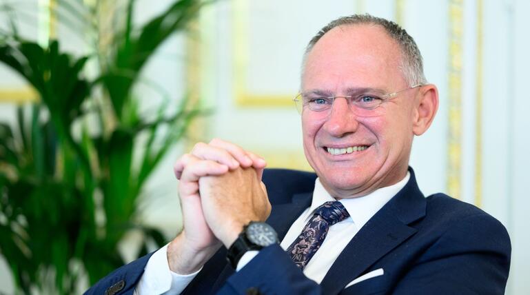 Innenminister blickt optimistisch in den Herbst
