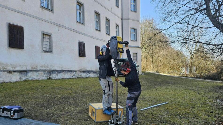 ++ HANDOUT ++ Geophysikalische Untersuchungen durchgeführt