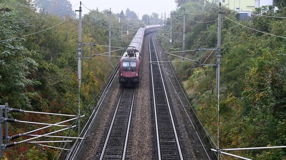 Der Fernverkehr muss für 25 Tage zurück auf die "alte" Westbahnstrecke