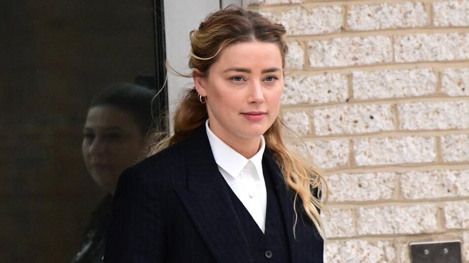 Amber Heard machte mit ihrem Rosenkrieg mit Ex-Mann Johnny Depp weltweit Schlagzeilen. Danach ...