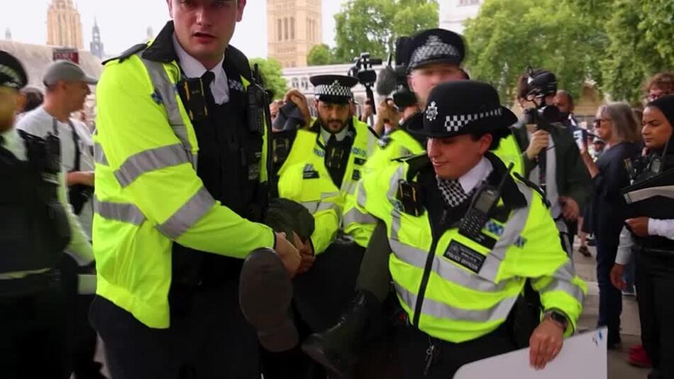 Hunderte Festnahmen bei pro-palästinensischer Demonstration in London