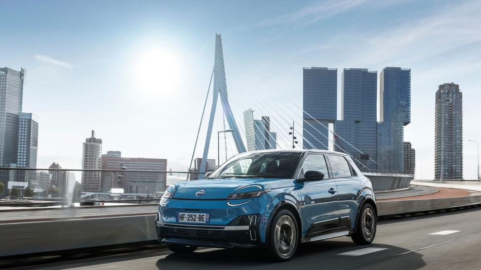 Fahransicht des elektrischen Nissan Micra