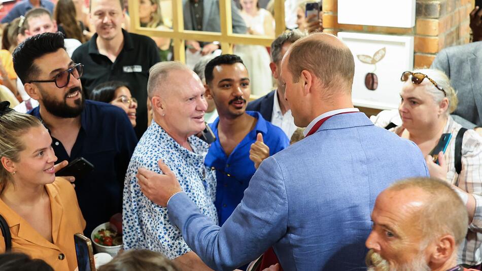Paul Gascoigne (l) und Prinz William