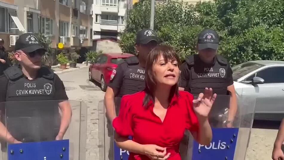 Verbotener Pride-Marsch in Istanbul: Abgeordnete berichtet von Festnahmen
