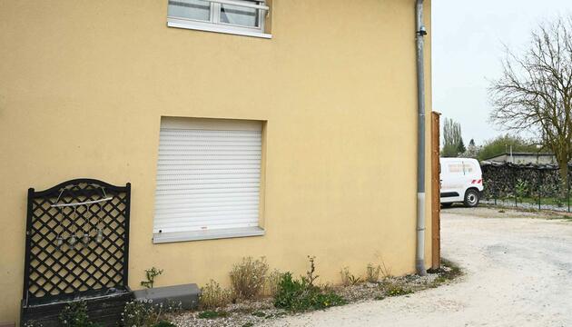 Neunjähriger nackt und unterernährt in Kleinbus entdeckt