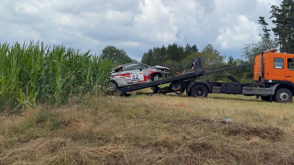 Unfall bei Autorennen