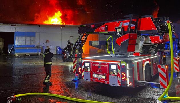 Zur Ursache des Feuers wird noch ermittelt