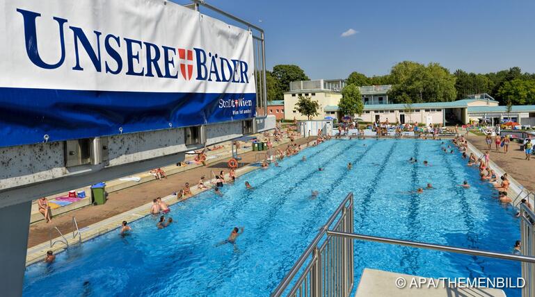 Übergriffe im Becken vom Laaerbergbad