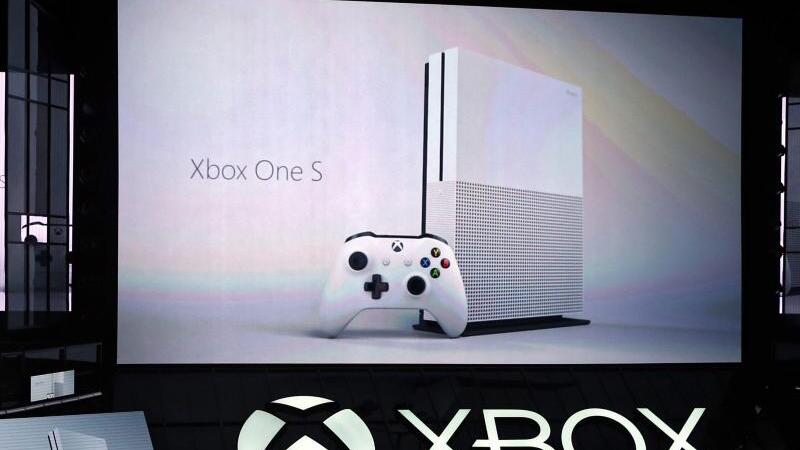 XBox One s