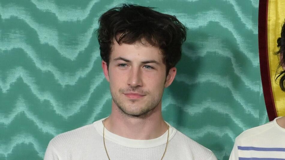 Dylan Minnette hat seine Schauspiel-Karriere im Moment auf Eis gelegt und konzentriert sich auf ...