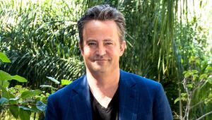 Netflix bringt eine dreiteilige Doku über Matthew Perry heraus.