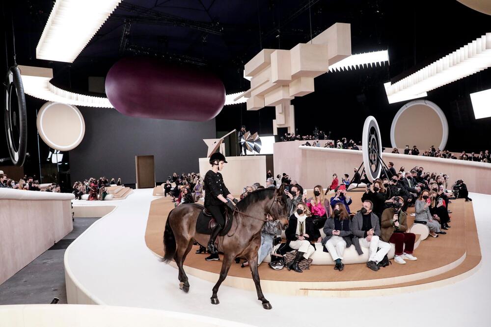 Fashion Week Haute Couture 2022 in Paris - Chanel