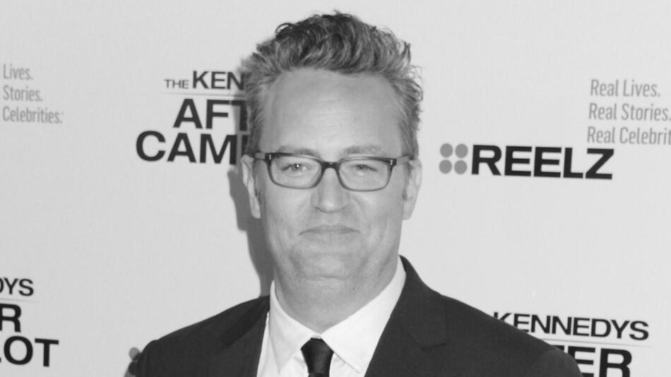 Matthew Perry (1969-2023).