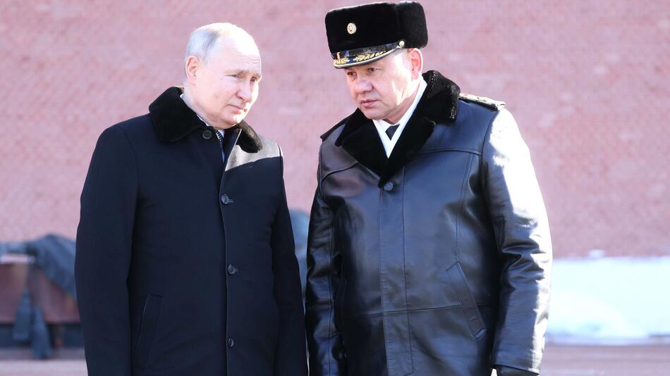 Wladimir Putin, Sergei Schoigu