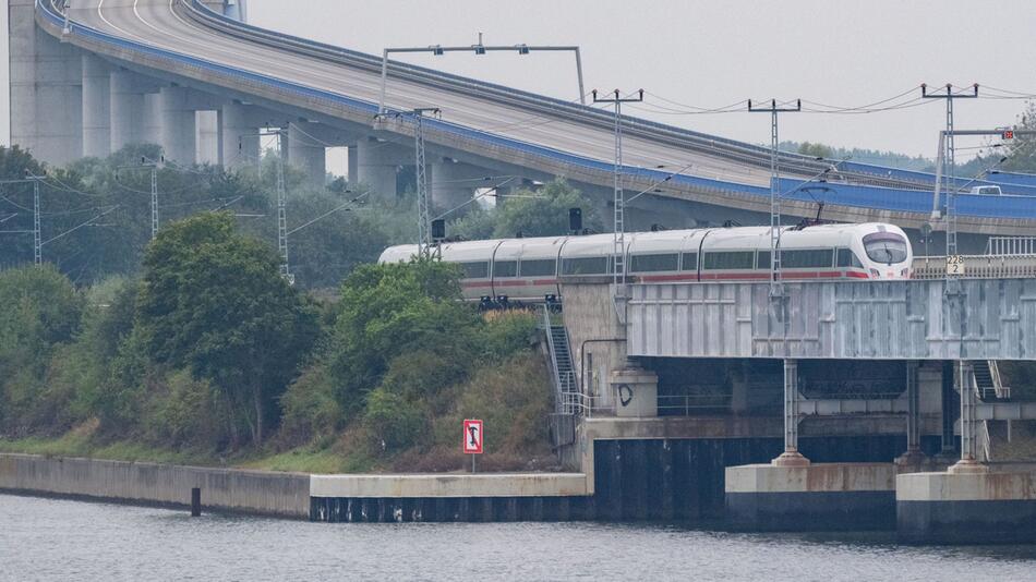 Vorpommern-Magistrale von Berlin bis auf die Insel Rügen