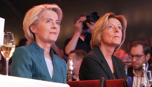 Politikerin des Jahres: Von der Leyen erhält Auszeichnung in Berlin