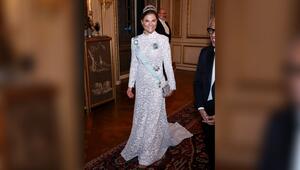 Victoria von Schweden strahlte in einem langen, weißen Kleid.