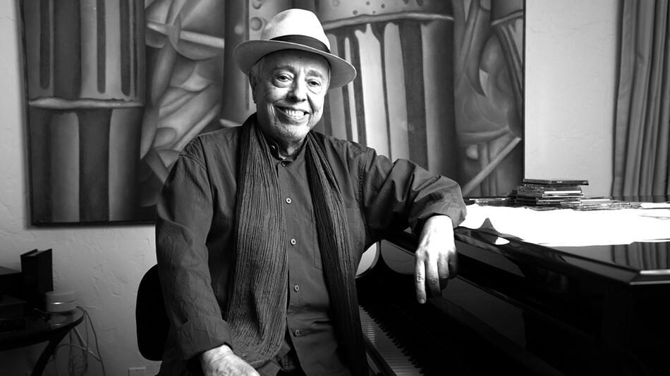 Sergio Mendes 2021 in seinem Zuhause in Los Angeles