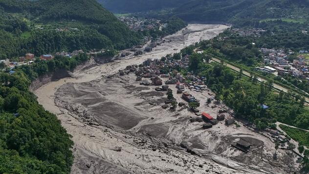 Sturzflut im Himalaya