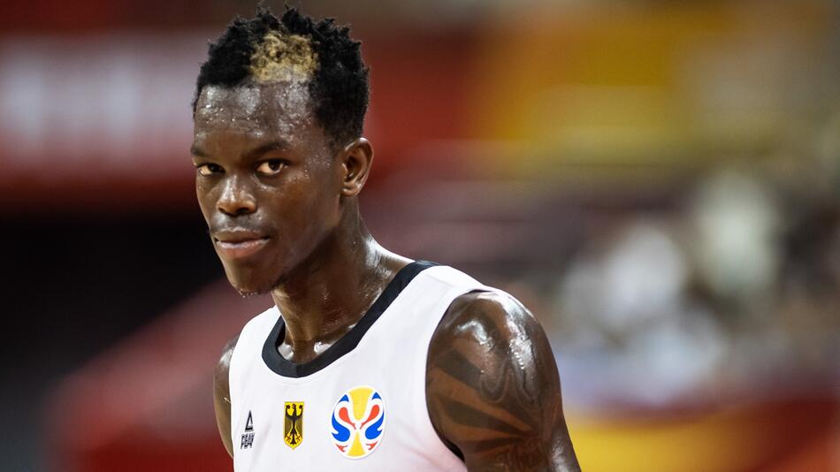 Basketball-Star Dennis Schröder von Einbrechern bestohlen