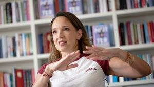 Carolin Kebekus zu ihrem neuen Buch über Muttersein